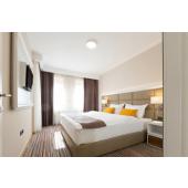  C4 CCT S- Plaf./Appl. Mur IP44 