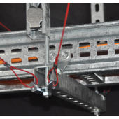  Attache de retenue universelle 