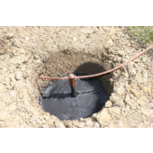  "Piquet de terre pointu, liais 