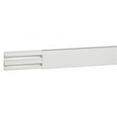  Moulure de section 32x12,5mm a 