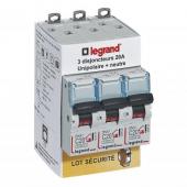  Lot de 3 disjoncteurs DNX uni 