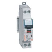  Disjoncteur DNX� 4500 - vis/vi 