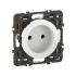  Prise 2P C�liane enjoliveur Bl 