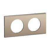  Plaque de finition � clipser C 